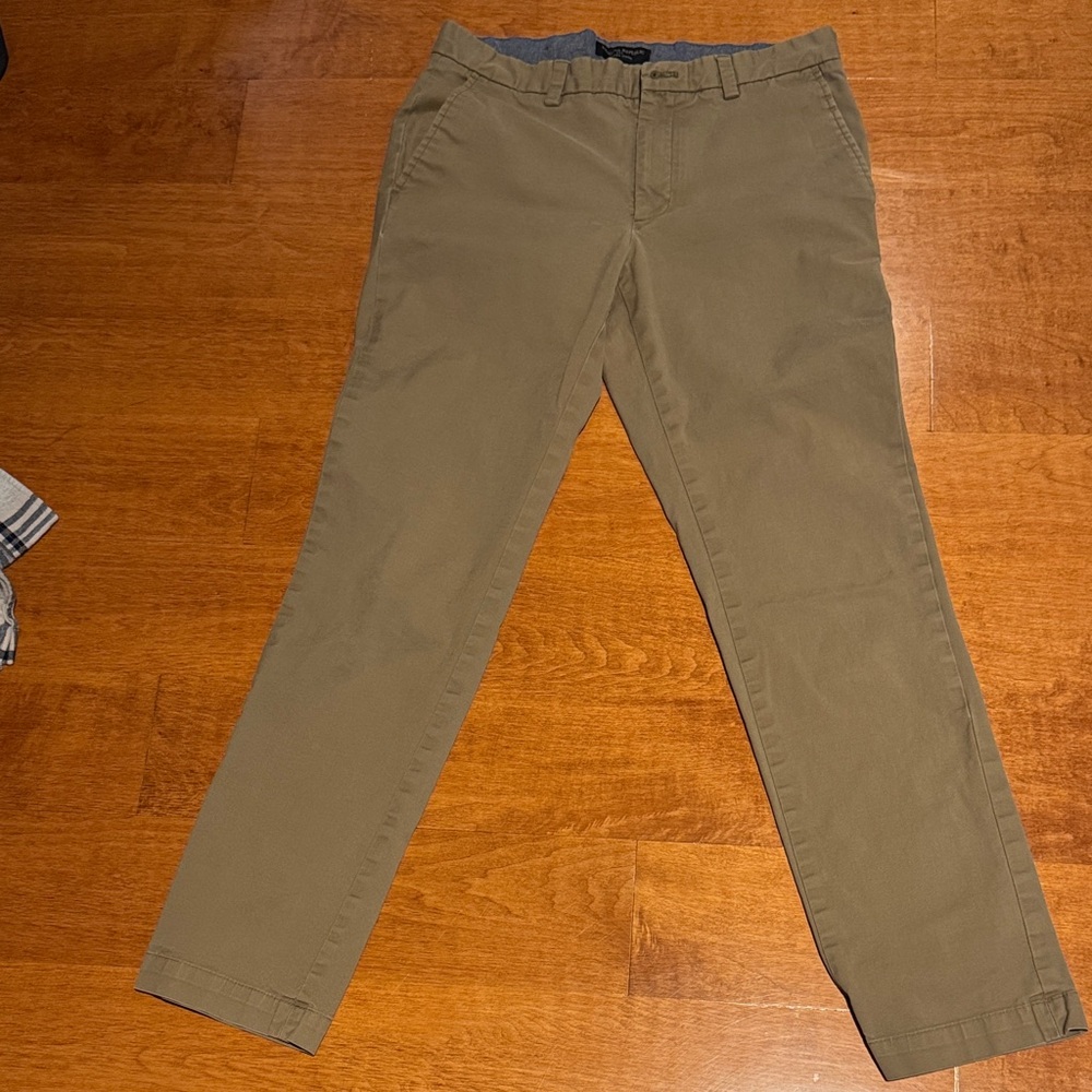 Banana Republic Khaki Chino Pants